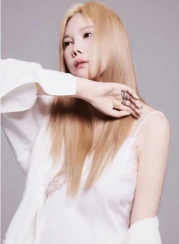김현정